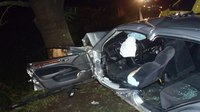 Při nehodě v Bílčicích čtyři zranění, tři vytáhli hasiči
